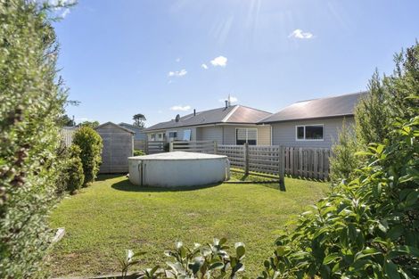 Photo of property in 4 Te Wiremu Lane, Otaki, 5512