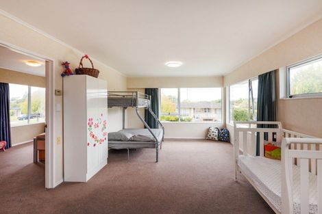 Photo of property in 4 Anaru Place, Awapuni, Palmerston North, 4412