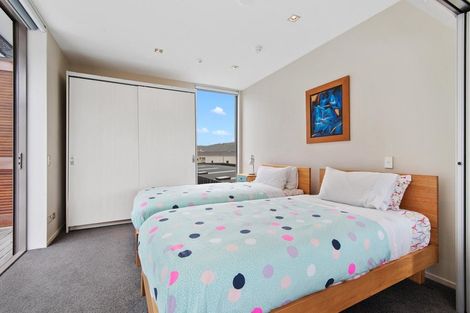 Photo of property in Patent 326 Apartments, 301h/326 Evans Bay Parade, Hataitai, Wellington, 6021