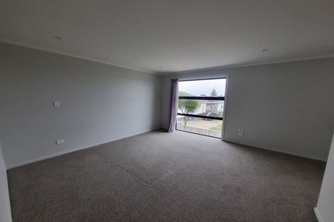 Photo of property in 40 Egmont Street, Castlecliff, Whanganui, 4501