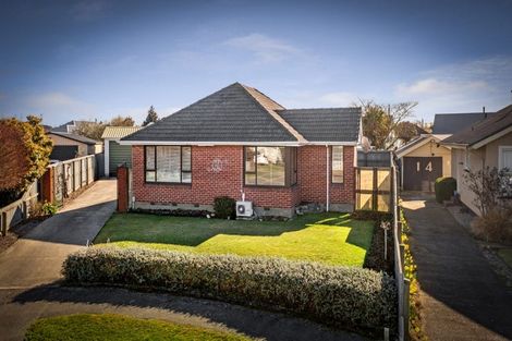 Photo of property in 16 Ngata Place, Hei Hei, Christchurch, 8042