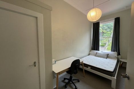 Photo of property in 1/18 Clifton Terrace, Kelburn, Wellington, 6012