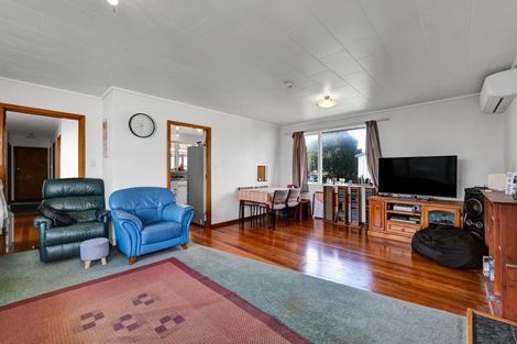 Photo of property in 9 Grey Street, Normanby, Hawera, 4614