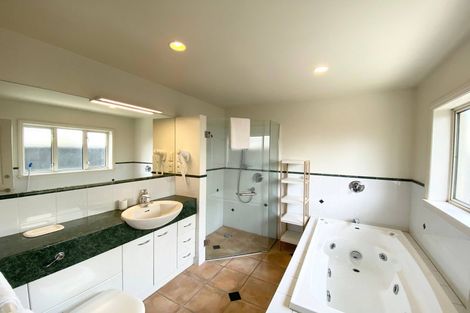 Photo of property in 25 Jane Deans Close, Riccarton, Christchurch, 8011