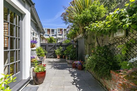 Photo of property in 28-31 Brixham Way, Newtown, Wellington, 6021