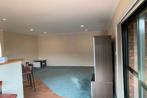 Photo of property in 21 Kilsyth Way, East Tamaki Heights, Auckland, 2016