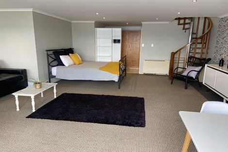 Photo of property in 58 Ferry Road, Days Bay, Lower Hutt, 5013