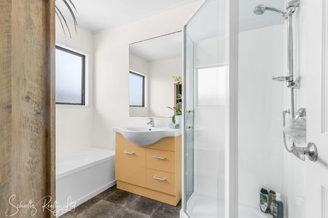 Photo of property in 31-33 Nikau Lane, Maungaturoto, 0520