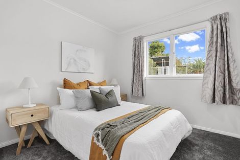 Photo of property in 217 Glengarry Road, Glen Eden, Auckland, 0602