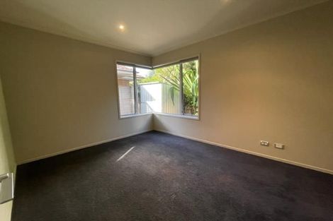 Photo of property in 2/348 Beach Road, Mairangi Bay, Auckland, 0630