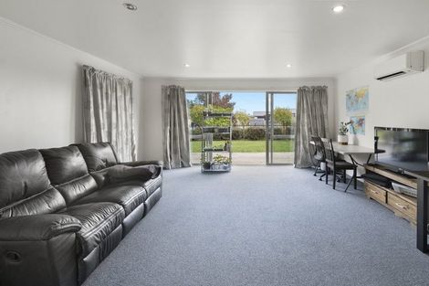 Photo of property in 32 Stanford Way, Rolleston, 7615