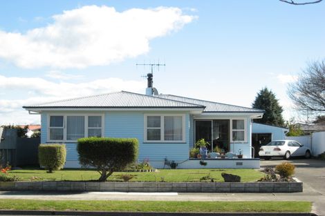 Photo of property in 98 Bill Hercock Street, Pirimai, Napier, 4112
