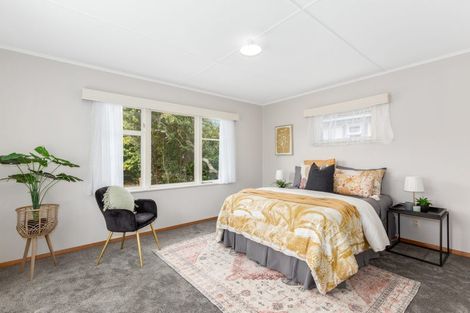 Photo of property in 21 Wellington Road, Wainuiomata, Lower Hutt, 5014