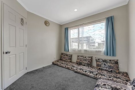 Photo of property in 13 Bushpark Place, Flat Bush, Auckland, 2016