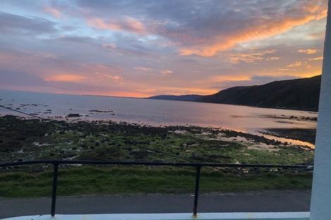 Photo of property in 20 Ocean Parade, Pukerua Bay, 5026