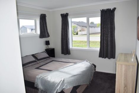 Photo of property in 8 Hartley Avenue, Carterton, 5713