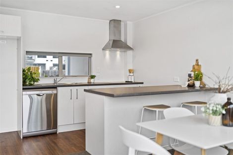 Photo of property in 31 Reynolds Place, Papamoa Beach, Papamoa, 3118