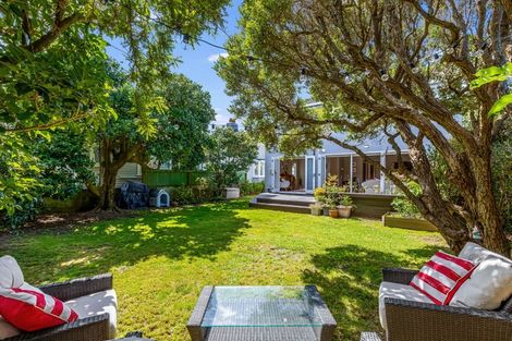 Photo of property in 20 Tuatoru Street, Eastbourne, Lower Hutt, 5013