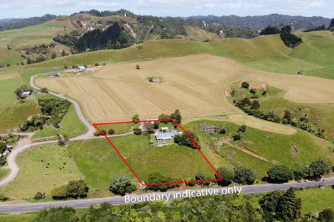 Photo of property in 826 Mokau Road, Mimi, Urenui, 4377
