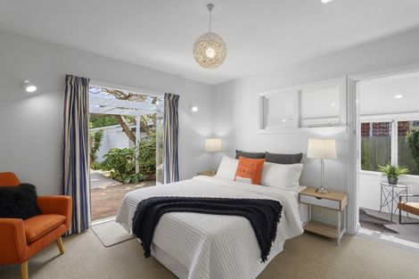 Photo of property in 3 Shaftesbury Street, Avonhead, Christchurch, 8042