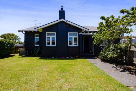 Photo of property in 187 Brooklands Road, Vogeltown, New Plymouth, 4310