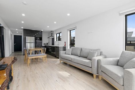 Photo of property in 16 Taupata Lane, Helensville, 0800