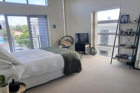 Photo of property in 35d Garnet Road, Westmere, Auckland, 1022