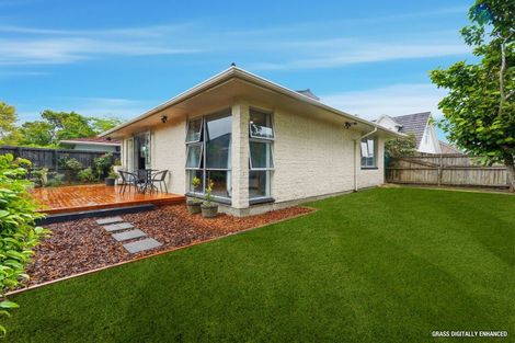 Photo of property in 1/106 Lake Terrace Road, Burwood, Christchurch, 8061