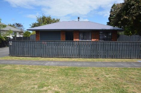 Photo of property in 12 Hunter Street, Normanby, Hawera, 4614