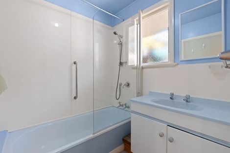 Photo of property in 83 Hampden Street, Picton, 7220