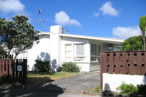 Photo of property in 9 Caribou Place, Kingston, Wellington, 6021