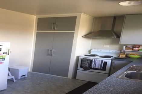 Photo of property in 33 Colwyn Street, Bryndwr, Christchurch, 8053