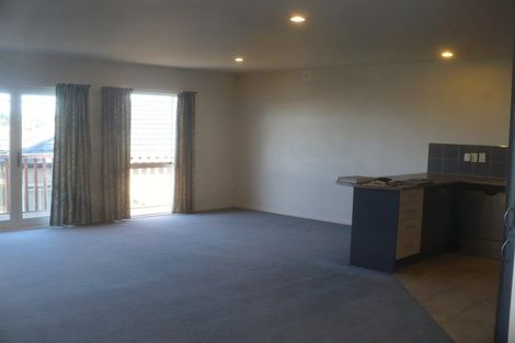 Photo of property in 147d Hobsonville Road, West Harbour, Auckland, 0618