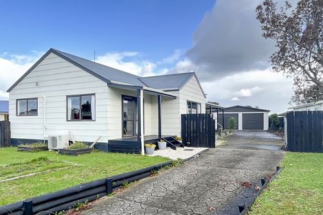 Photo of property in 9 Cargill Grove, Kelvin Grove, Palmerston North, 4414