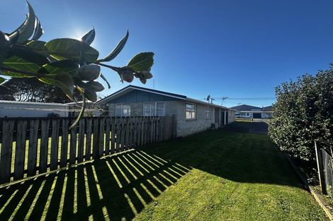 Photo of property in 4/31 Grey Street, Waitara, 4320