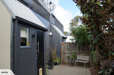 Photo of property in 2/71 Burke Street, Addington, Christchurch, 8024