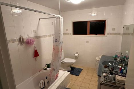 Photo of property in 52 Bronzewing Terrace, Unsworth Heights, Auckland, 0632