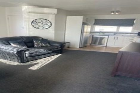 Photo of property in 4/102 Springfield Road, St Albans, Christchurch, 8014