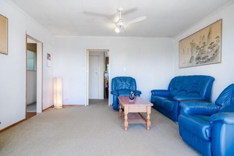 Photo of property in 453 Scenic Drive, Waiatarua, Auckland, 0612