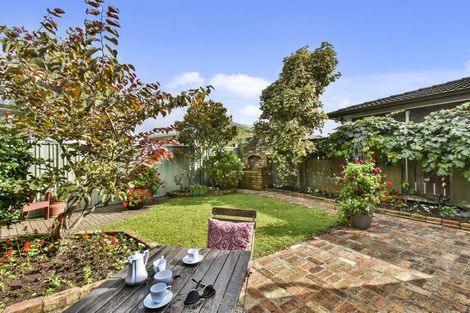 Photo of property in 8 Brynbela Court, Papakura, 2110