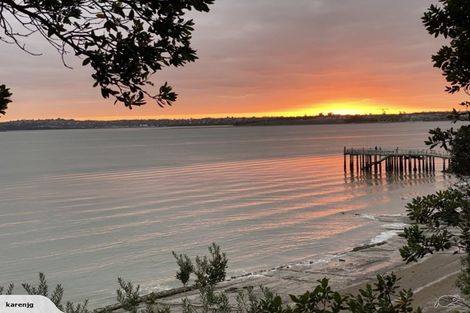 Photo of property in 32 Valhalla Drive, Beach Haven, Auckland, 0626