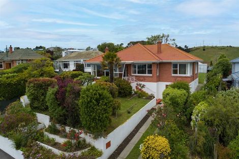 Photo of property in 19 Tamar Street, South Hill, Oamaru, 9400