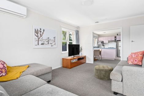 Photo of property in 8 Casper Street, Fairfield, Hamilton, 3214