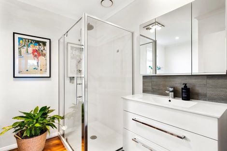 Photo of property in 26 Palmerston Road, Havelock North, 4130