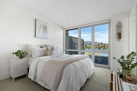 Photo of property in Rahiri Apartments, 4/23 Adelaide Street, Queenstown, 9300