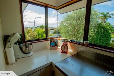 Photo of property in 18 Margaret Drive, Omokoroa, 3114