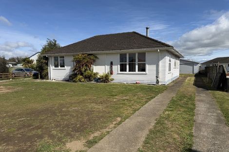 Photo of property in 16 Robertshawe Crescent, Dannevirke, 4930