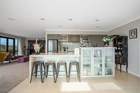 Photo of property in 12 Aoraki Rise, Aotea, Porirua, 5024