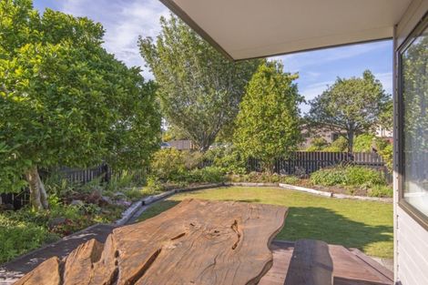 Photo of property in 3 Pinaster Place, Parklands, Christchurch, 8083