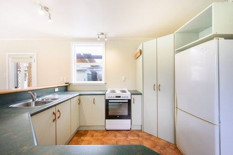 Photo of property in 18 Harris Street, Marton, 4710